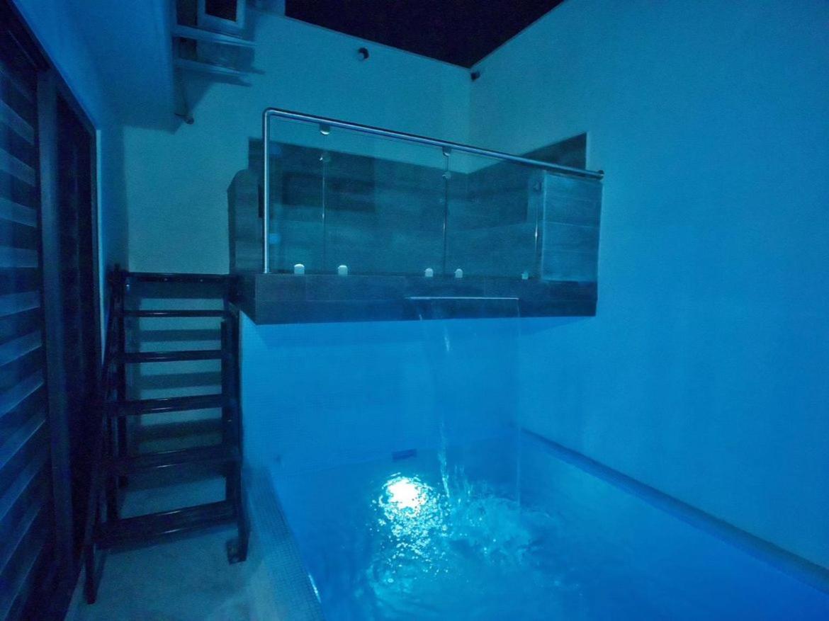 モンテレー Casa Pardoヴィラ エクステリア 写真